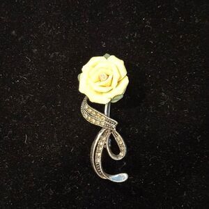 Vintage Avon Yellow Porcelain Rose Brooch
